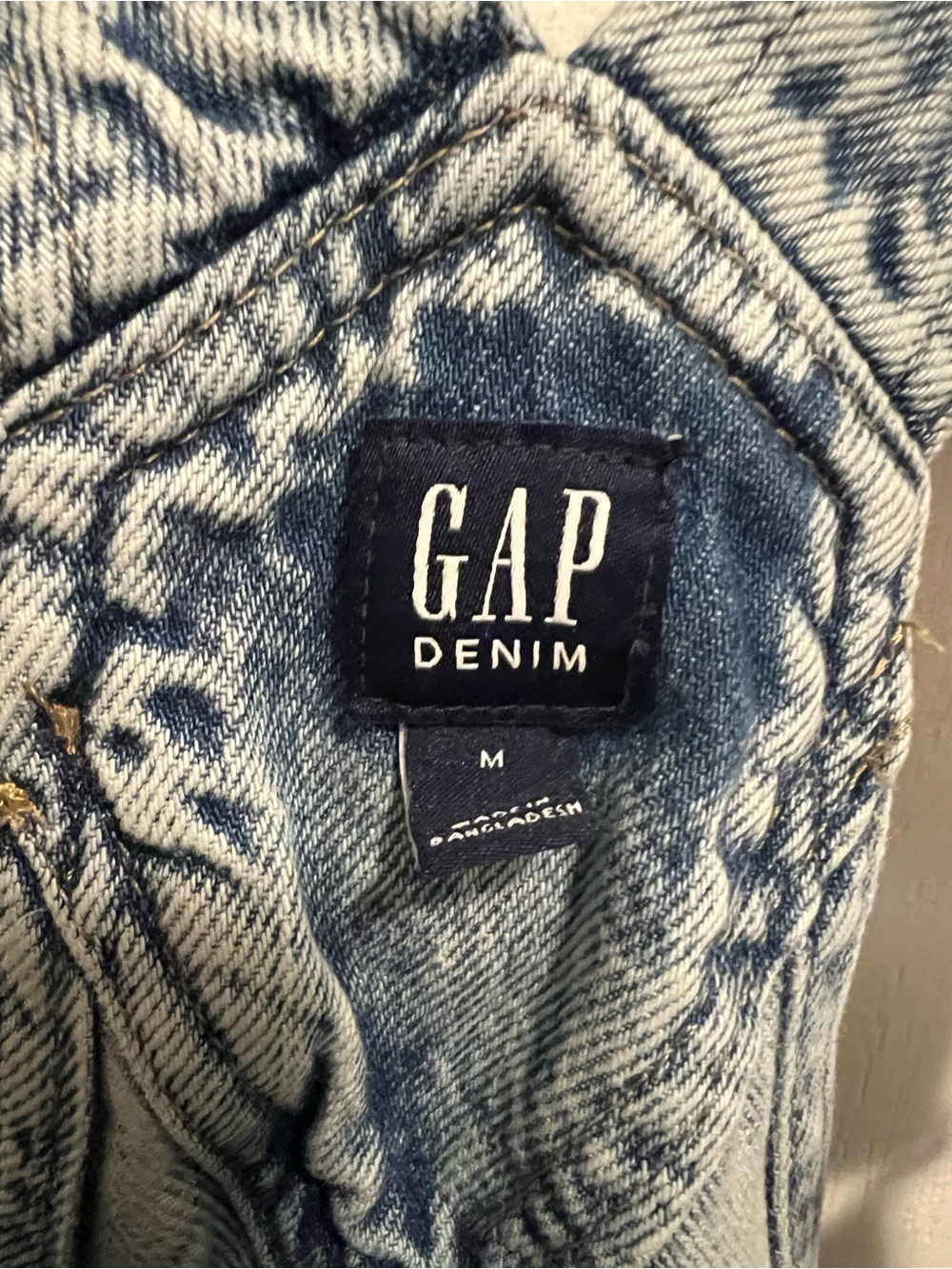 GAP Kids Light Wash Denim Short Overalls - Picture 2 of 3